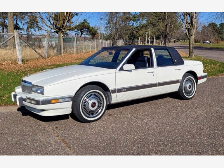 Thumbnail Photo undefined for 1990 Cadillac Seville